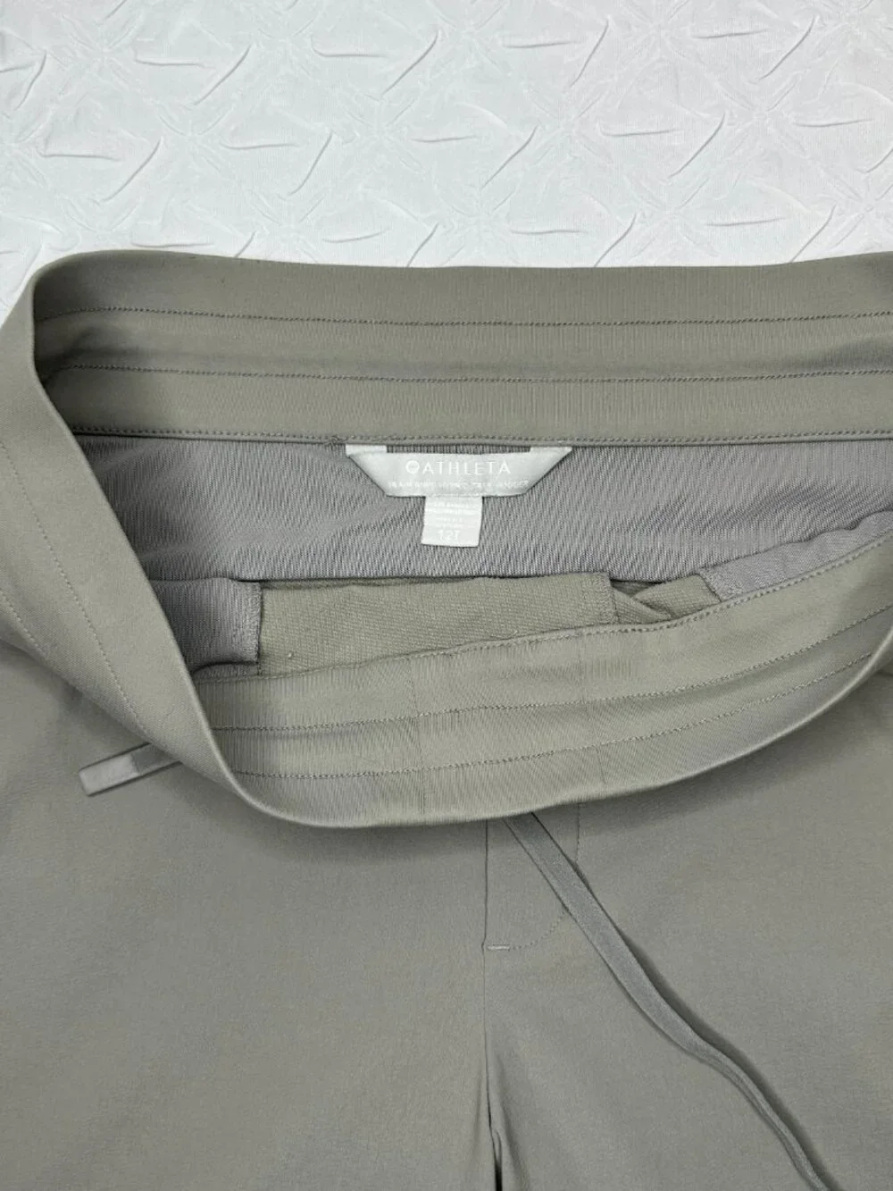Athleta Headlands Hybrid Trek Joggers Size 12 Tall Athleisure Outdoor Gym Hiking - Picture 6 of 8